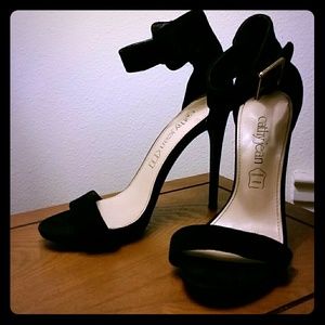 Cathy Jean Open Toe Heels Strap Buckle Sz 8